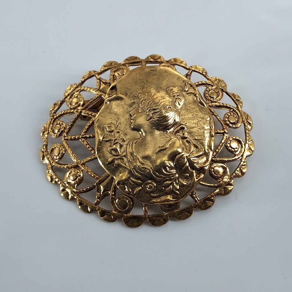 Vintage Gold Tone Cameo Brooch Filigree Openwork Victorian Style Pin 2"